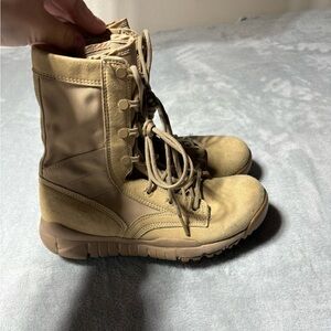 Nike-SFB Field Combat Boots Desert Tan Lace Up Military Men 5.5 US 329798-221